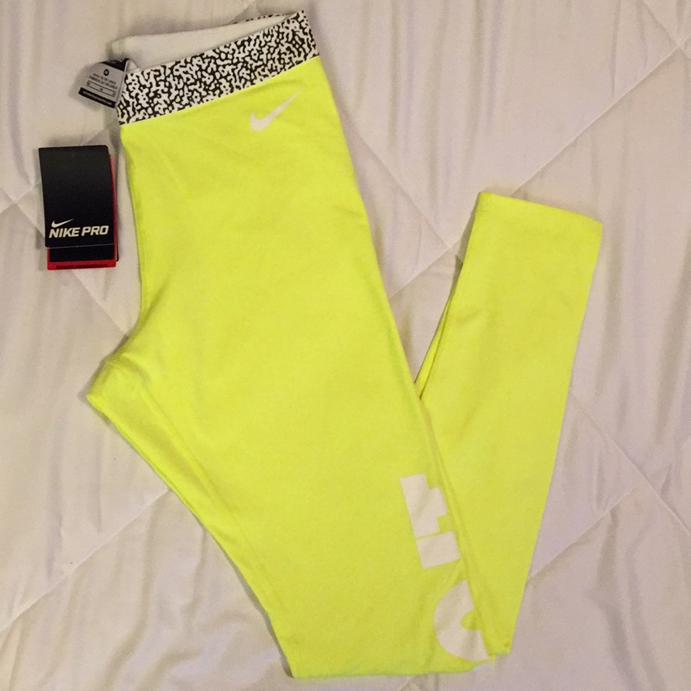 Nike Pro Hyperwarm Series